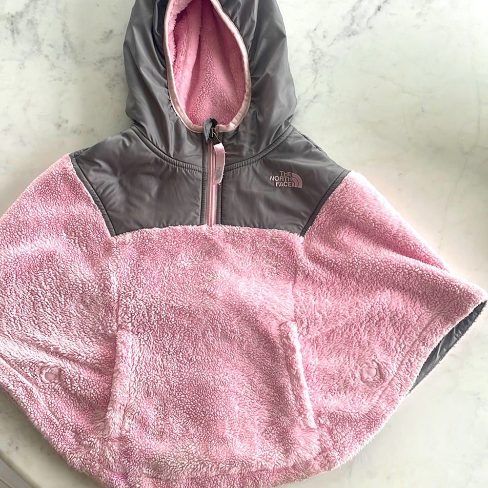 Girls north face poncho
